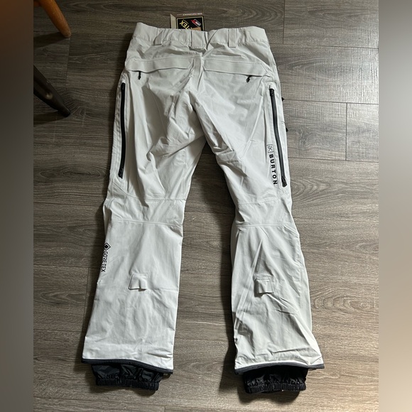 Burton Men's AK Swash pants NWT gore Tex size medium grey cloud snowboard - Picture 3 of 11